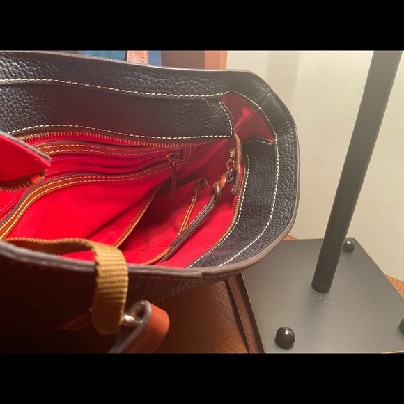 Dooney and Burke handbag - Picture 2 of 2